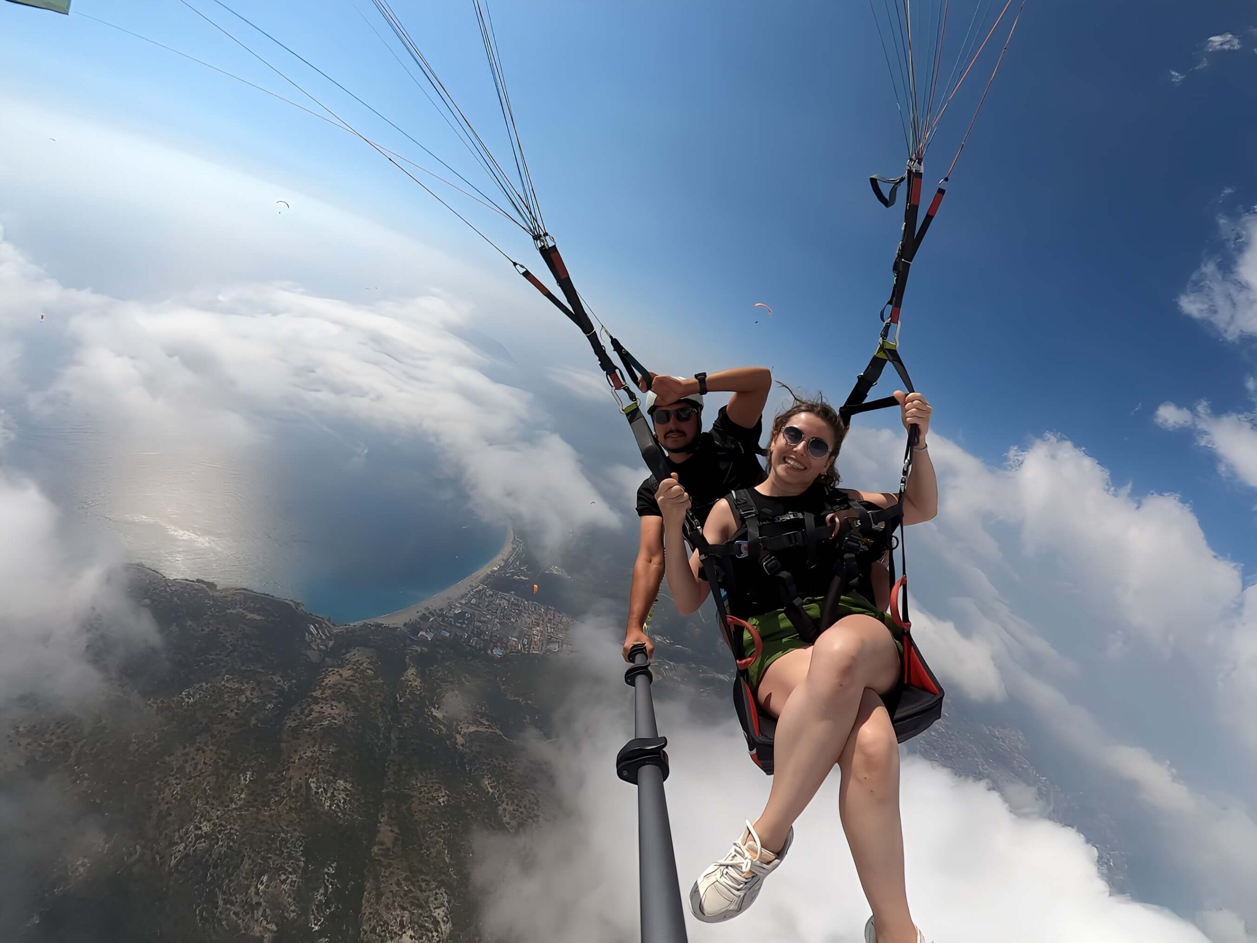 Yamaç Paraşütü Güvenli mi? Ölüdeniz Deneyimi Üzerinden Anlatım